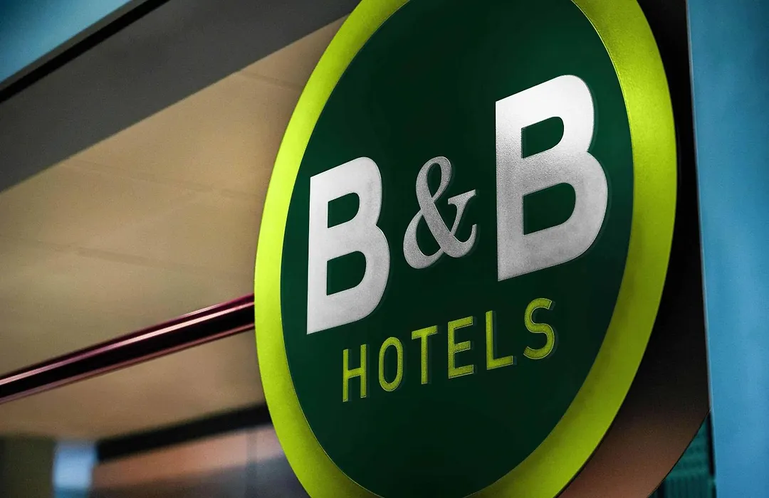 B&B Hotel Stuttgart-Neckarhafen-1